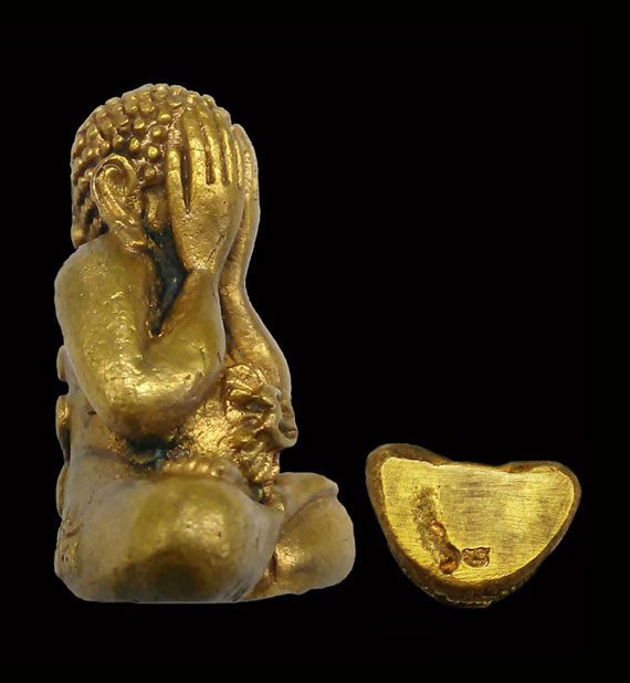 พระปิดตาอุดมโชค หลวงปู่หมุน วัดบ้านจาน เนื้อทองผสม พิธีเสาร์ห้ามหาเศรษฐี ปี43 สภาพสวย ตอกโค๊ตชัดๆ