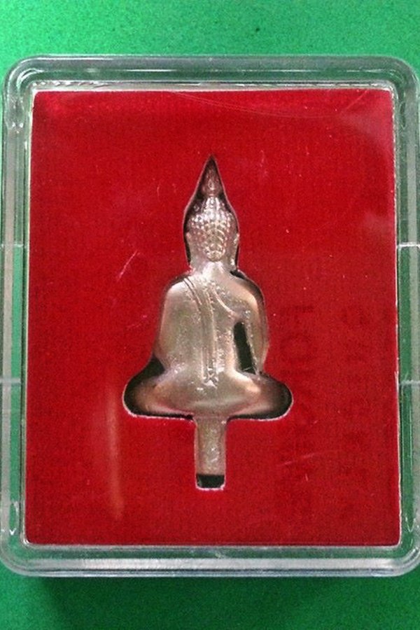 พระยอดธง หลวงพ่ออำนวย ปุญฺญาวีโร วัดไร่เก่า จ.จันทบุรี