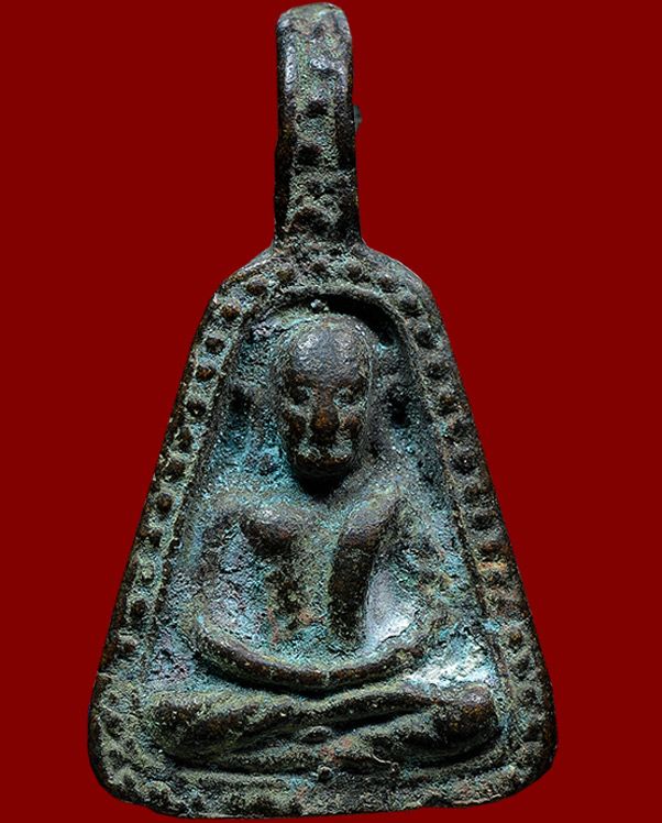 หลวงพ่อเงิน วัดบางคลาน จังหวัด พิจิตร รุ่นปืนแตก พิมพ์จอบใหญ่ ปี ๒๕๒๘ (๒) 