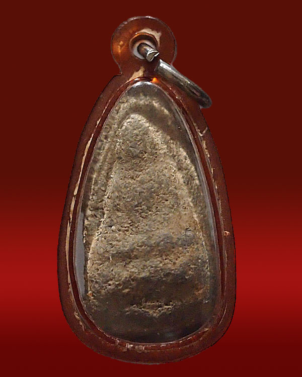 พระเนื้อดินพิมพ์ซุ้มทอง กรุคลองทรงกระเทียม จ.สุพรรณบุรี บรรจุกริ่ง เป็นพระศิลปะยุคเก่าโบราณ สร้างสมั