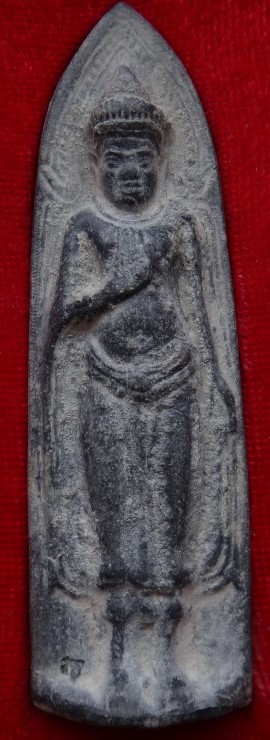 พระร่วงรางปืน ย้อนยุควัดพระศรี พิมพ์ใหญ่+เล็ก เคาะเดียว150