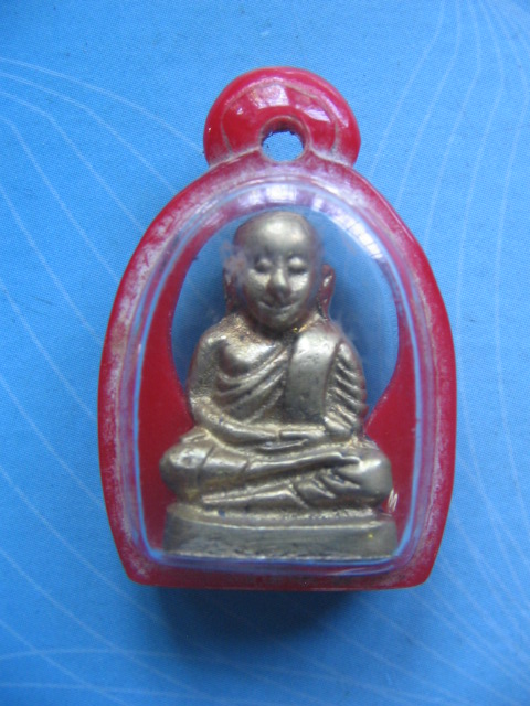 รูปหล่อ หลวงพ่อเงิน วัดบางคลาน พิจิตร เลี่ยมพร้อมใช้ เคาะเดียวครับ