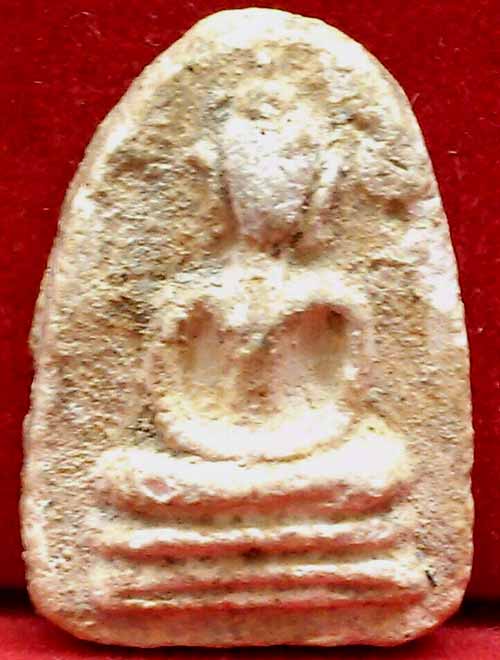 *พระกรุวัดเงินคลองเตย พิมพ์เล็บมือสมาธิฐานสามชั้น*