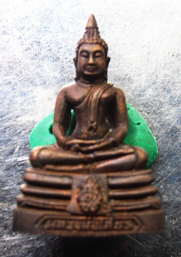 กริ่งหลวงพ่อโสธร เนื้อนวะ อุดทองแดง สวยๆครับ