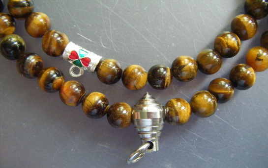 สร้อยหินตาเสือ(ไทเกอร์อาย) แขวนพระได้2องค์ หน้า-หลัง เม็ดหินตาเสือขนาด 8 ม.ม. ความยาวสร้อย 24 นิ้ว