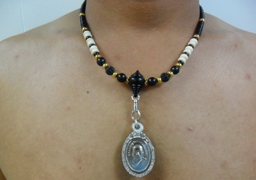 	สร้อยกะลาตาเดียว+เม็ดทองแท้... สวย ขลัง เท่ห์ๆ