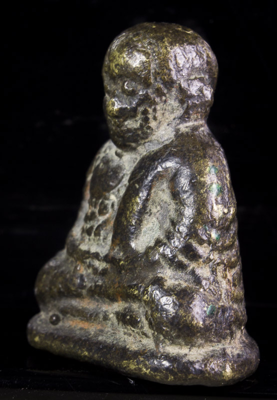 รูปหล่อหลวงพ่อเงิน วัดบางคลาน รุ่นปืนแตก ปี ๒๘ ออกวัดคงคาราม พิมพ์ไตรมาส เนื้อจัด รับประกันตามกฏ