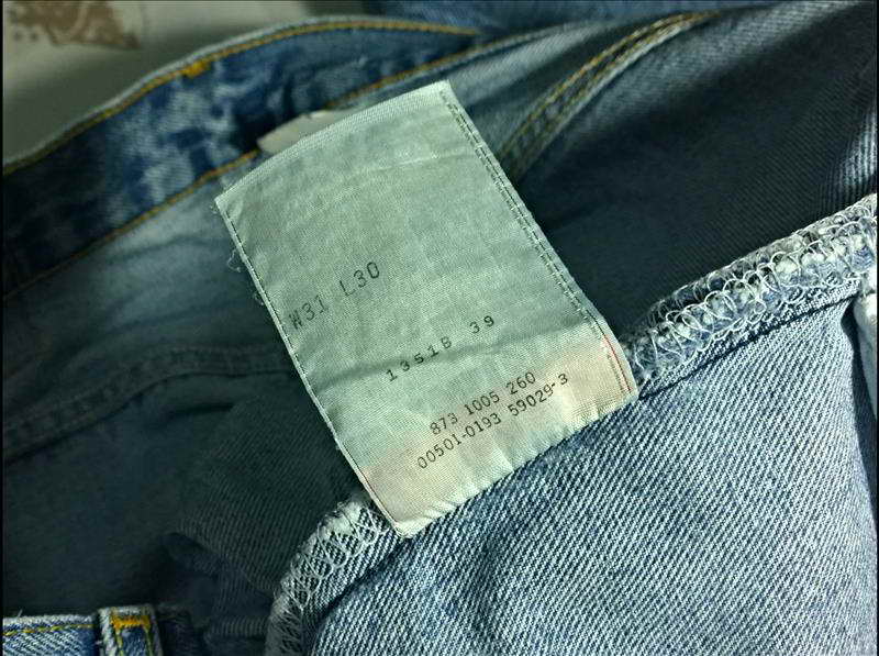 Levi's 501 Made In MEXICO W31 L30 เอววัดจริงได้ 32.5 นิ้ว ขายาว 41 นิ้ว