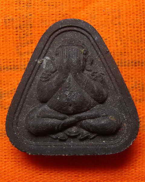 พระปิดตามหาโภคทรัพย์  หลวงพ่อสาคร วัดหนองกรับ  เนื้อผงคลุกรัก ตะกรุดเงิน เลข ๒๖๔๗