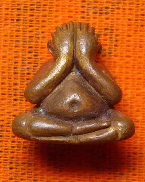 พระปิดตาปุ้มปุ้ย ชินบัญชร หลวงพ่อสาคร วัดหนองกรับ เนื้อทองแดง เลข ๑๗๕๓