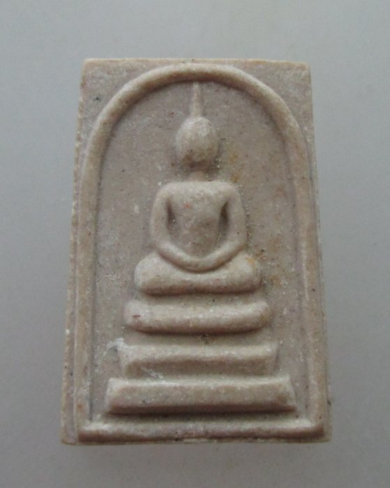 พระสมเด็จคะแนนหลวงพ่อแพ วัดพิกุลทอง เนื้อผงน้ำมัน