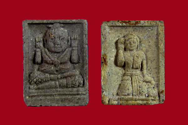 กุมารทอง + แม่นางกวัก หลวงปู่แย้ม วัดสามง่าม นครปฐม ปี 2547 เนื้อผงพรายกุมาร สภาพสวยเดิมๆ