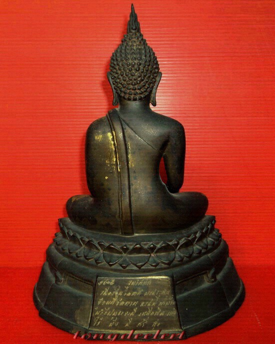 พระบูชาหลวงพ่อทอง วัดเขาตะเครา จ.เพชรบุรี รุ่นโสฬส สวยมากค่ะ