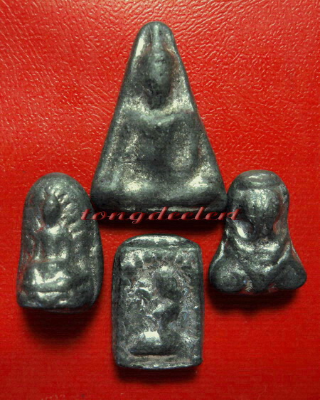 พระชุดวัดโคนอน หลวงปู่โต๊ะ วัดประดู่ฉิมพลีปลุกเสก ปี2515 สวยมากค่ะ