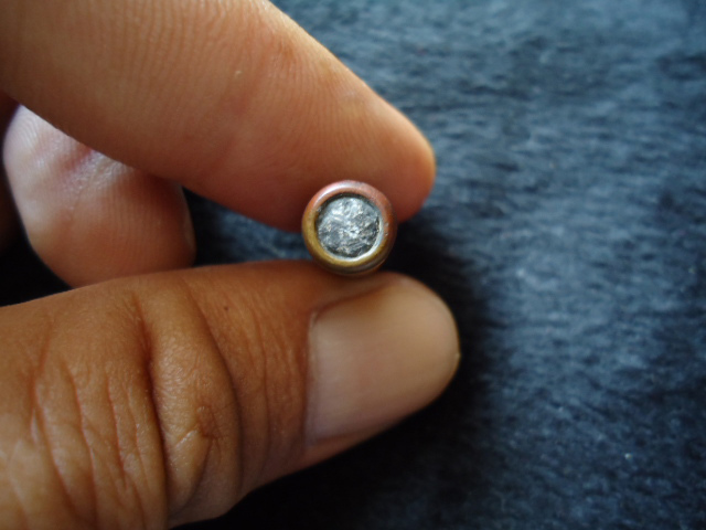 ตะกรุดลูกปืนหลวงพ่อกวย