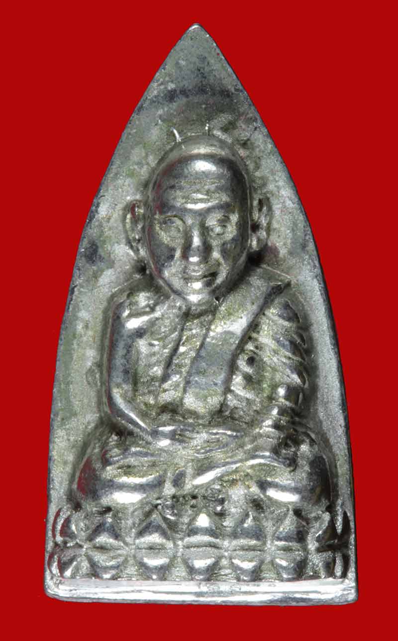 หลวงปู่ทวด รุ่น ๘๐ ปี เนื้อตะปูสังขวานร วัดพระมหาธาตุวรมหาวิหาร จ.นครศรีธรรมราช