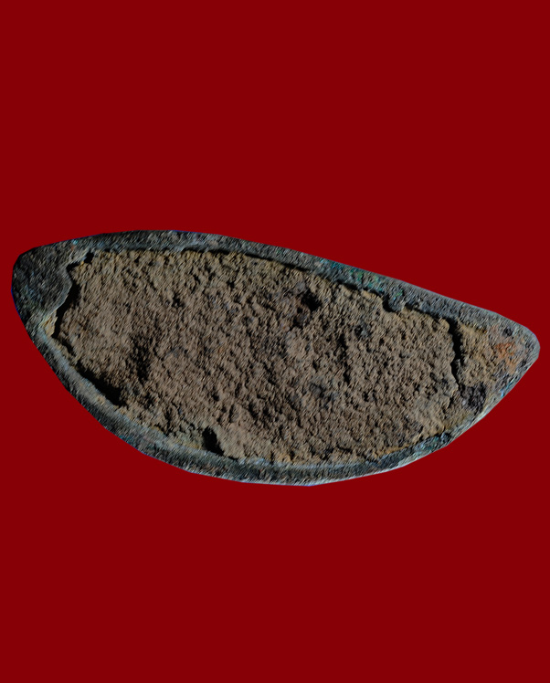 พระชัยอยุธยา ขนาดหน้าตัก ๒.๓ นิ้ว สูง ๖.๕ โดยประมาณ 