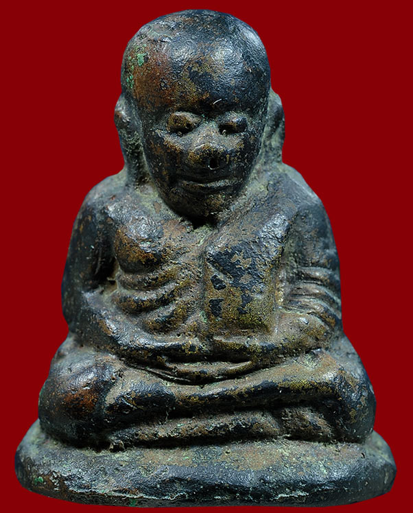 หลวงพ่อเงิน วัดบางคลาน จังหวัด พิจิตร รุ่นปืนแตก พิมพ์นิยม เศ ียรโต ปี ๒๕๒๘ (๒) 