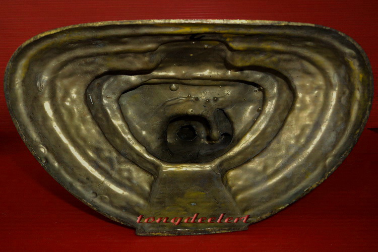 พระบูชาหลวงพ่อทอง วัดเขาตะเครา จ.เพชรบุรี รุ่นสร้างศาลาการเปรียญ หน้าตัก 5 นิ้วค่ะ