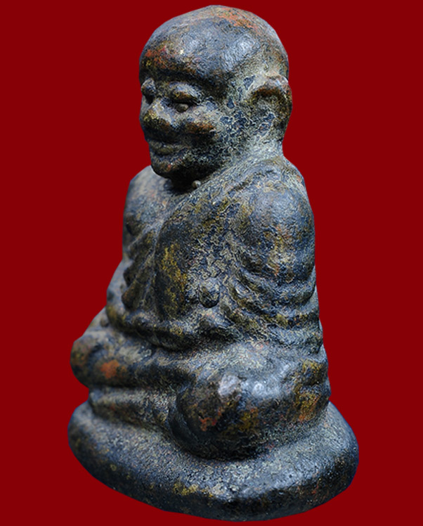 หลวงพ่อเงิน วัดบางคลาน พิมพ์แป๊ะยิ้ม มีขี้ตา  โค๊ต "นะ"ออกกรุวัดขวาง ต.วัดขวาง อ.โพทะเล จ.พิจิตร