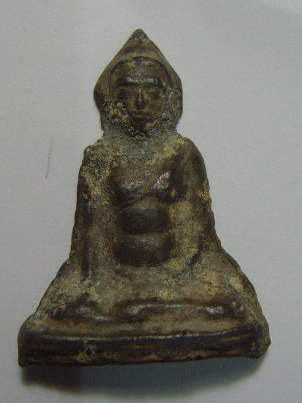 พระร่วงนั่งหลังลิ่ม กรุวัดช้างล้อม สุโขทัย