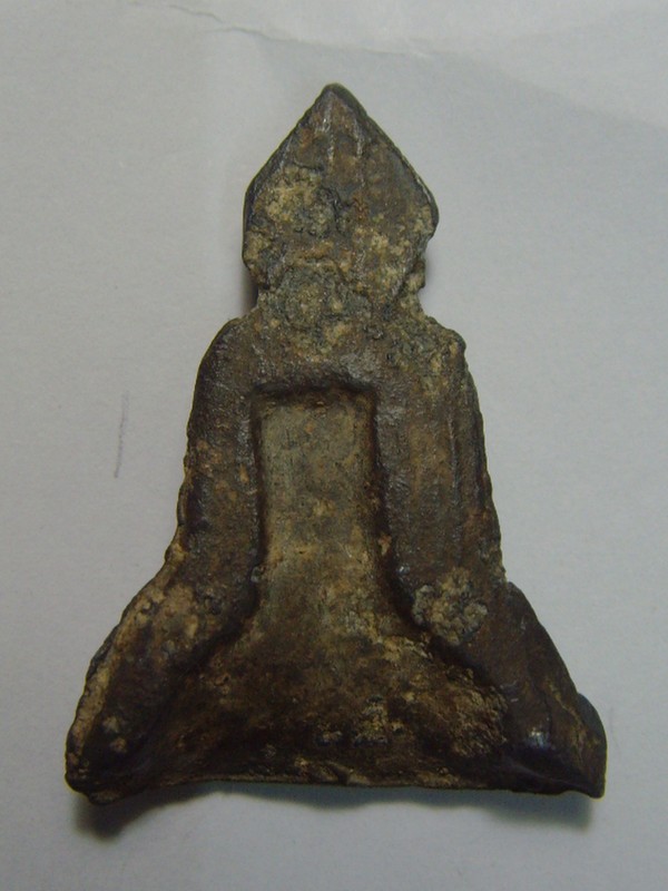 พระร่วงนั่งหลังลิ่ม กรุวัดช้างล้อม สุโขทัย