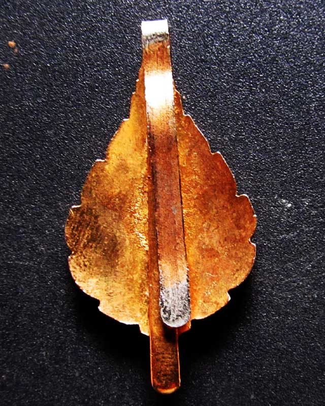 แหนบพัดยศหลวงพ่อฤาษีลิงดำ เคาะเดียว