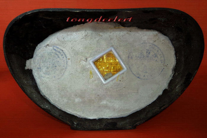 พระพุทธรูปบูชาปางสมาธิ วัดถ้ำผาพิรุณ จ.กาญจนบุรี สวยมากค่ะ