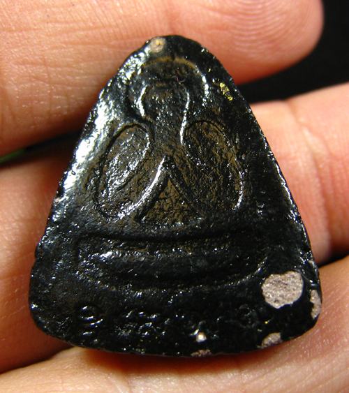 พระปิดตา เนื้อหามวลสารดี สวยไม่ทราบที่ครับ