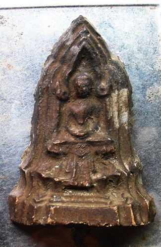 พระโคนสมอกรุวังหน้า เนื้อดิน สวยๆครับ