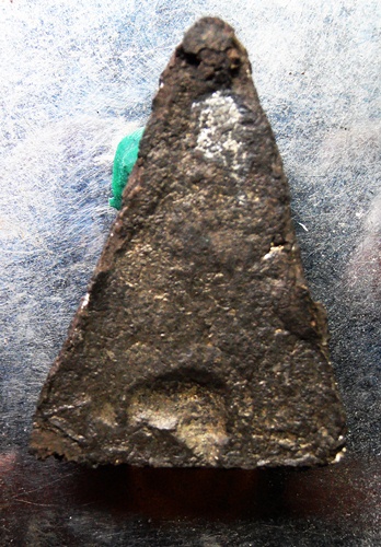 หลวงพ่อโตเนื้อชินเงินสวยๆครับ