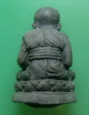 **วัดใจ**หลวงปู่ทวดเนื้อว่านลอยองค์ ประสบการณ์เครื่องบินตก วัดสะบ้าย้อย**สวยๆ ใส่กรอบพร้อมใช้ เชิญชม