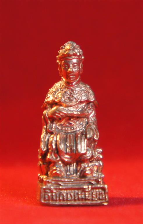 รูปหล่อ เจ้าแม่ลิ้มกอเหนี่ยว ปี54 มูลนิธท่งเซียเซี่ยงตึ้ง หาดใหญ่ กล่องเดิม