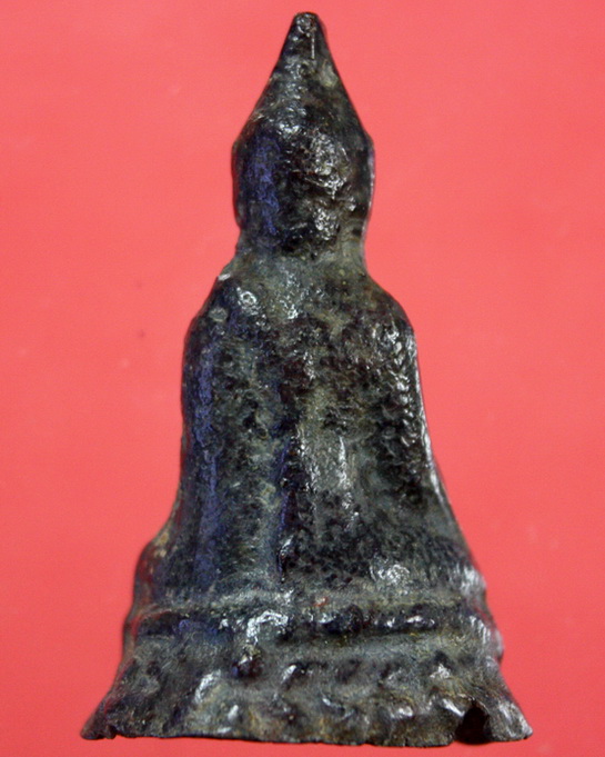 พระแก้บน สมัยอยุธยา เนื้อชินไขสนิมแดง สวยมากครับ