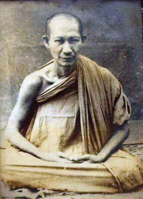 พระผงเกสรหลวงพ่อเกษม เขมโก สุสานไตรลักษณ์ เวียงเหนือ อ.เมือง จังหวัดลำปาง