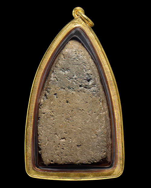 พระขุนแผนพลายคู่ตัดเดี่ยว กรุบ้านกร่าง จ.สุพรรณบุรี พิมพ์หน้าเทวดาซุ้มเส้นคู่ เนื้อดิน+เลี่ยมทอง