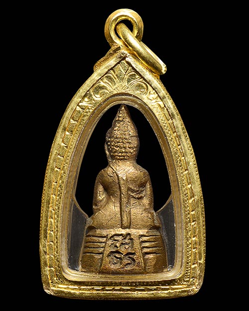 พระชัยวัฒน์ หลวงพ่อโสธร จ.ฉะเชิงเทรา 2508 กะไหล่ทองเต็มเต็ม+เลี่ยมทองหนาหนา6,500บาทครับ