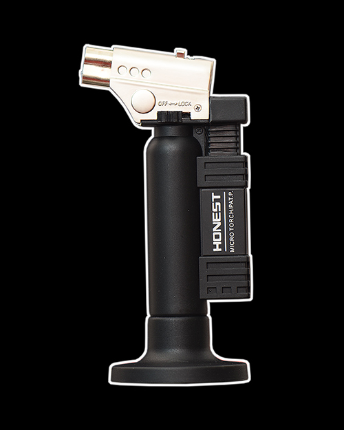 ปืนแก็สพ่นไฟ เติมแก็สได้ ใช้งานเลี่ยมกรอบกันน้ำ แกะพลาสติกกันน้ำออก ฯลฯ+อุปกรณ์ครบ