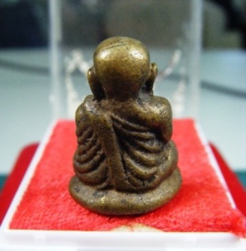 หลวงพ่อเงินวัดบางคลาน