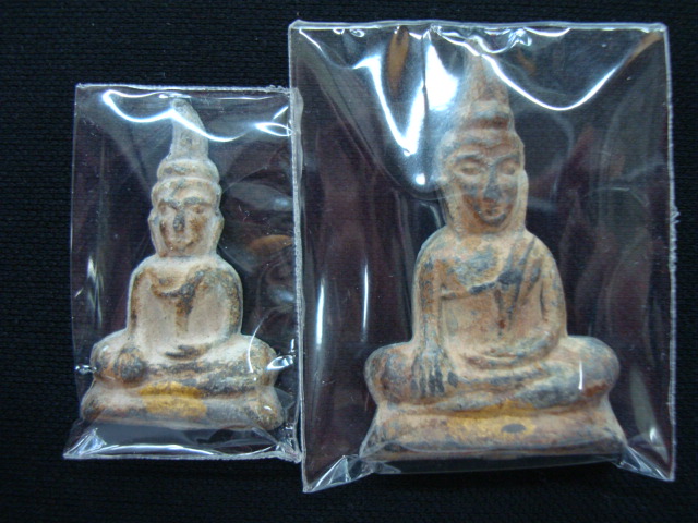 จัดมาเป็นคู่ พระท่ากระดาน กรุวัดต้นลำใย พิมพ์ใหญ่ นิยมและเล็ก เนื้อชิน กาญจนบุรี