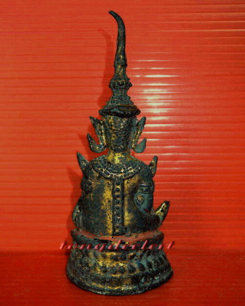 พระบูชารัตนโกสินทร์ปางมารวิชัย ลงรักปิดทองเดิม ขนาดเล็กน่ารักค่ะ