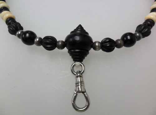 สร้อยกะลาตาเดียวแท้ๆ เข้มขลัง สวยเท่ห์ เฉพาะคนที่ต้องการของดีๆเช่นคุณเท่านั้น... 