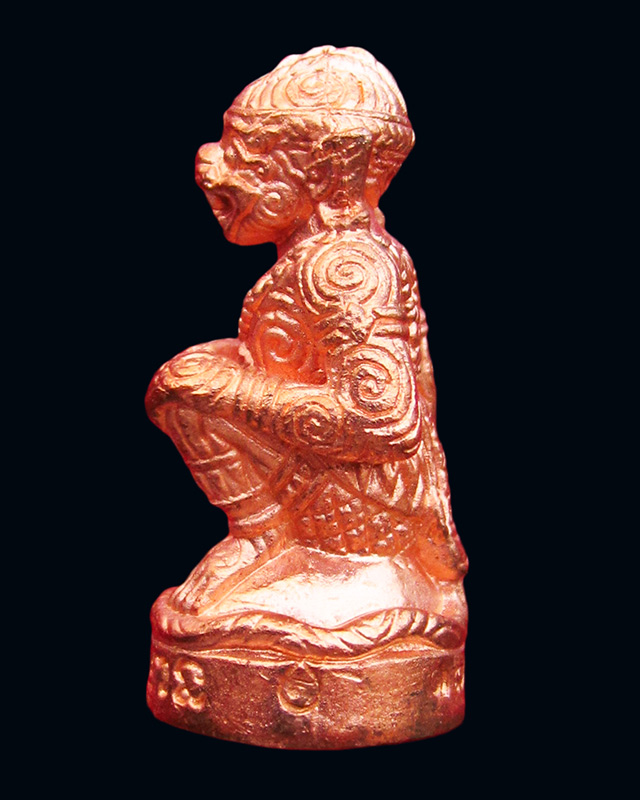 หนุมานมหาปราบไพรี หลวงปู่บัว ถามโก วัดศรีบุรพาราม จ.ตราด เนื้อทองแดงนอก ก้นอุดผงผสมสีผึ้ง กล่องเดิม