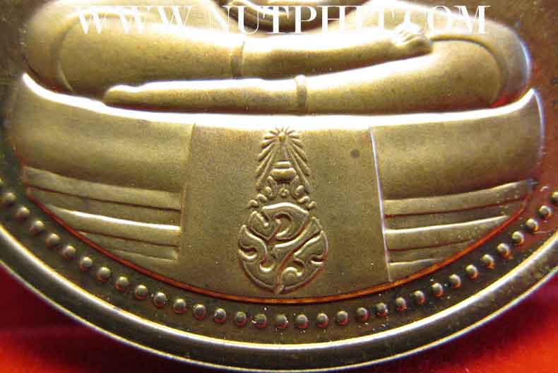 เหรียญขัดเงาหลวงพ่อโสธร รุ่นยกฉัตรทองคำ ๕ ก.ย.๒๕๓๙+ใบรับรองการผลิต*39