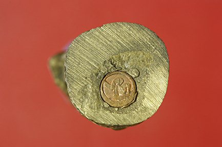 รูปหล่อหลวงพ่อคูณ วัดบ้านไร่ เสาร์ 5 พร้อมกล่องเดิม