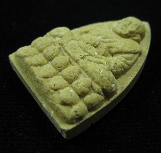 หลวงปู่ทวด หลังพระพิฆเนศ หลวงปู่หมุน ฐิตสีโล 2543 ออกวัดสุทัศน์ เนื้อขาวแก่ขมิ้น (1)