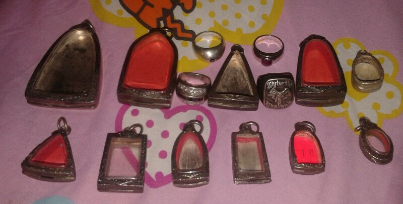 ขายเหมาตลับพระกับแหวนเงินงานดีราคาเคาะเดียว