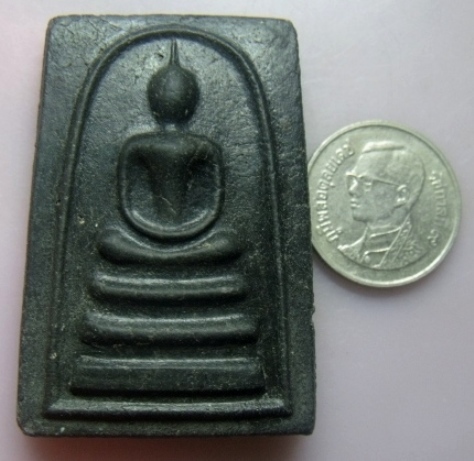 **วัดใจ**สมเด็จหลวงปู่นาควัดระฆัง พิมพ์อกครุฑเศียรบาตร เนื้อผงใบลาน ฝังตะกรุด ปี ๒๔๙๕**สวยๆ หายาก