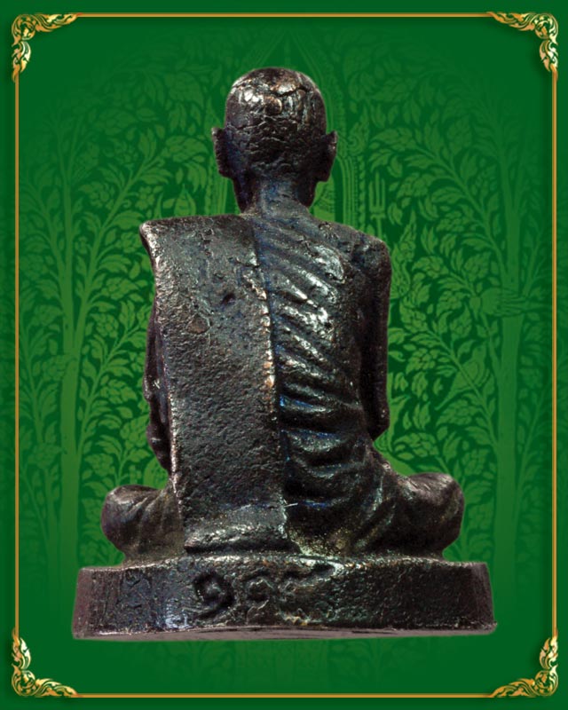 รูปหล่อ หลวงพ่อกุหลาบ วัดใหญ่สว่างอารมณ์ จ.นนทบุรี ปี 2519