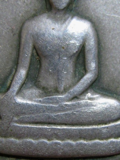  เหรียญพระพุทธห้าเหลี่ยมหลวงพ่อเงิน ปี2506 เนื้ออัลปาการ์ วัดดอนยายหอม จ.นครปฐม ราคาเบา ๆ 